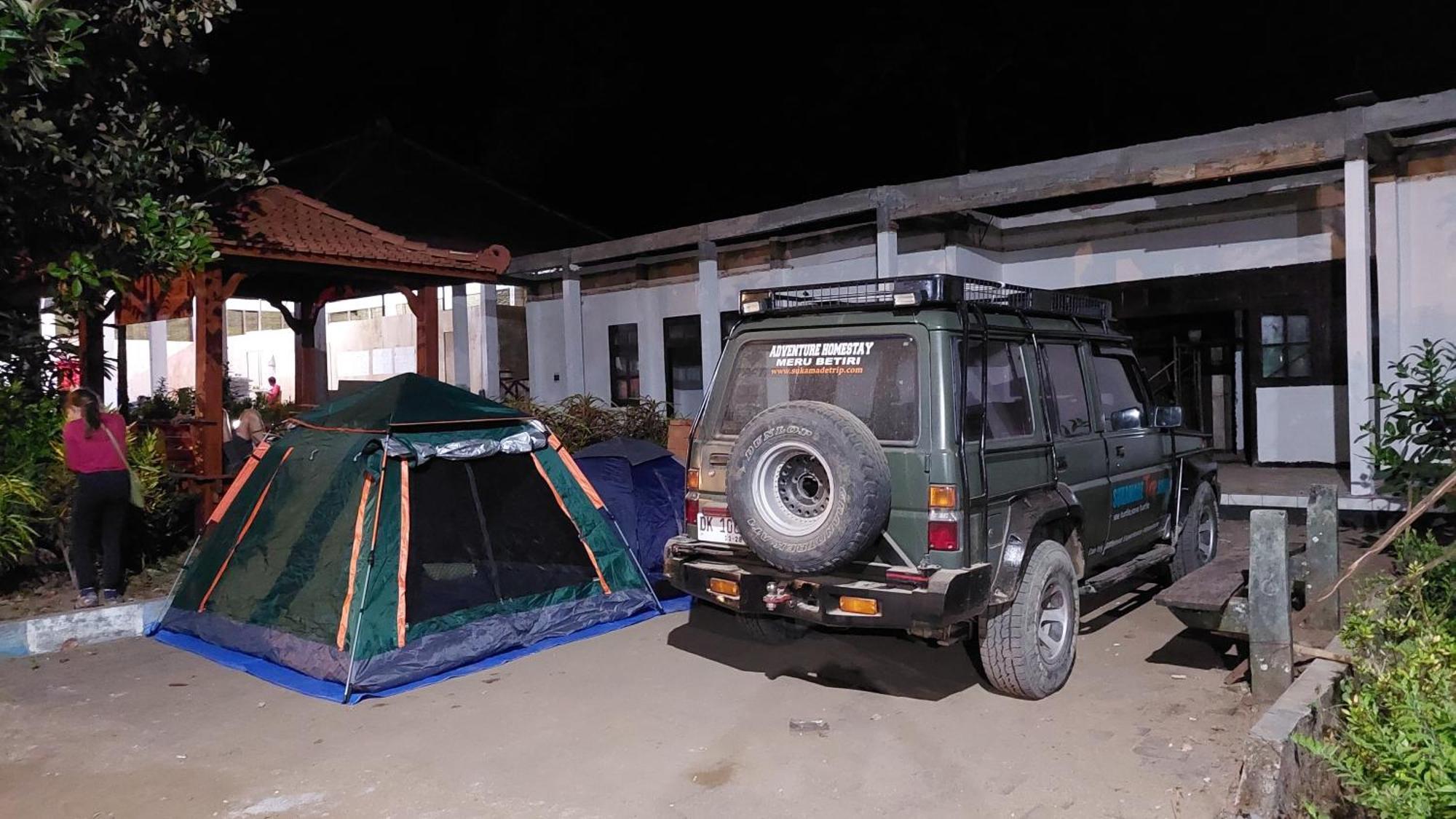 Adventure Turtle Homestay Meru Betiri Sarungan Exterior foto